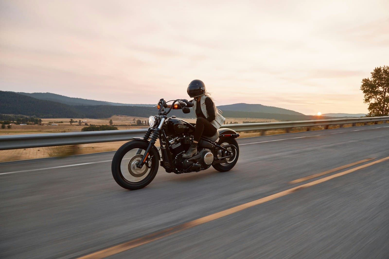 Ducati Monster 937
